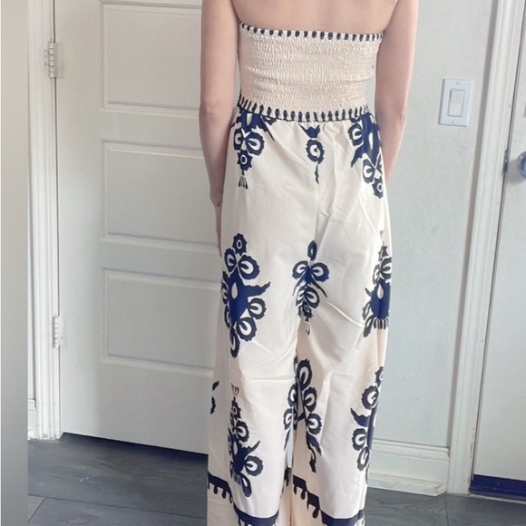 Boho Shirred Bodice Wide
BOUTIQUE
Leg Jumpsuit - Picture 3 of 9